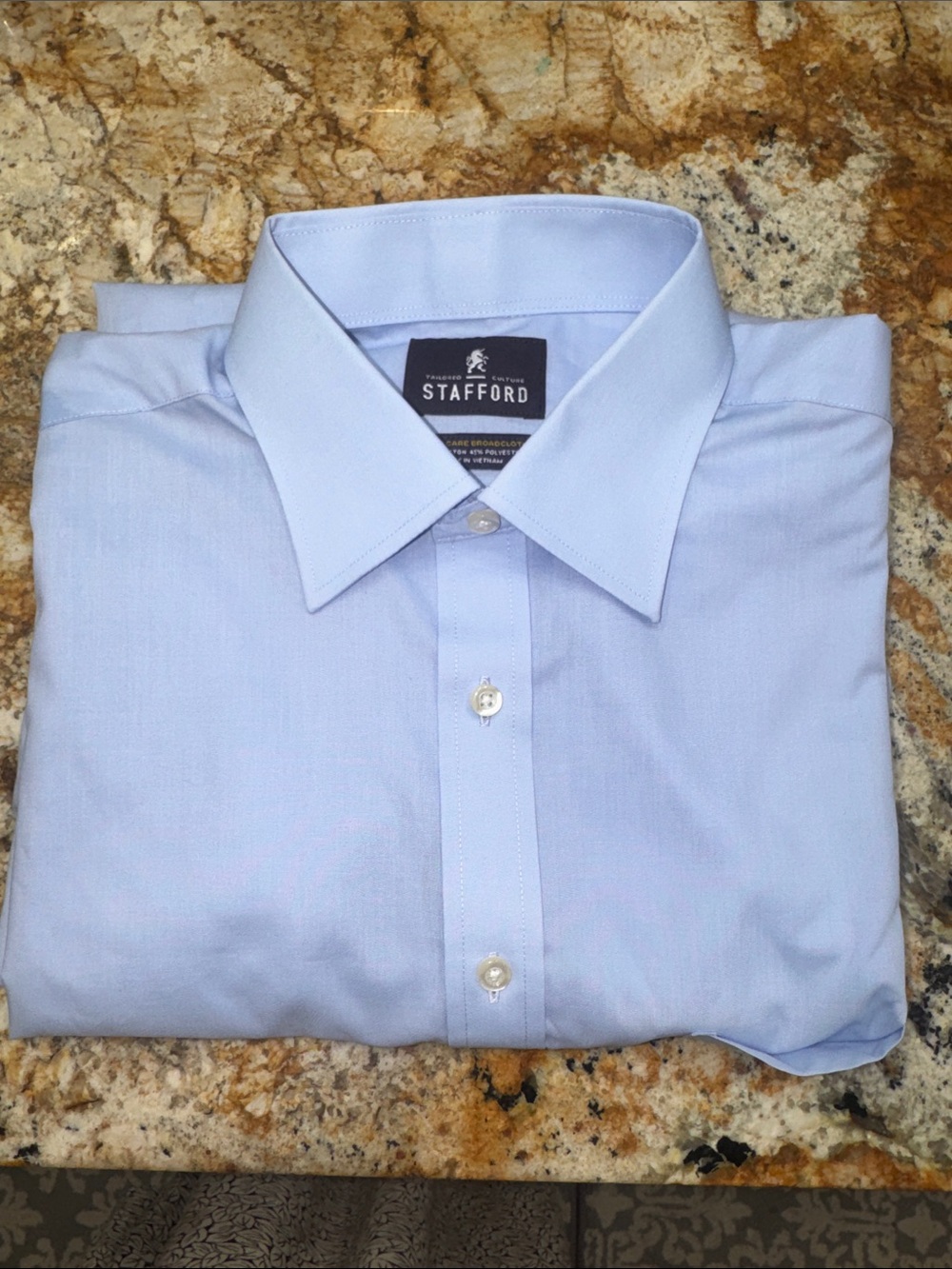 Stafford Men's Pale Blue Point-Collar Dress Shirt